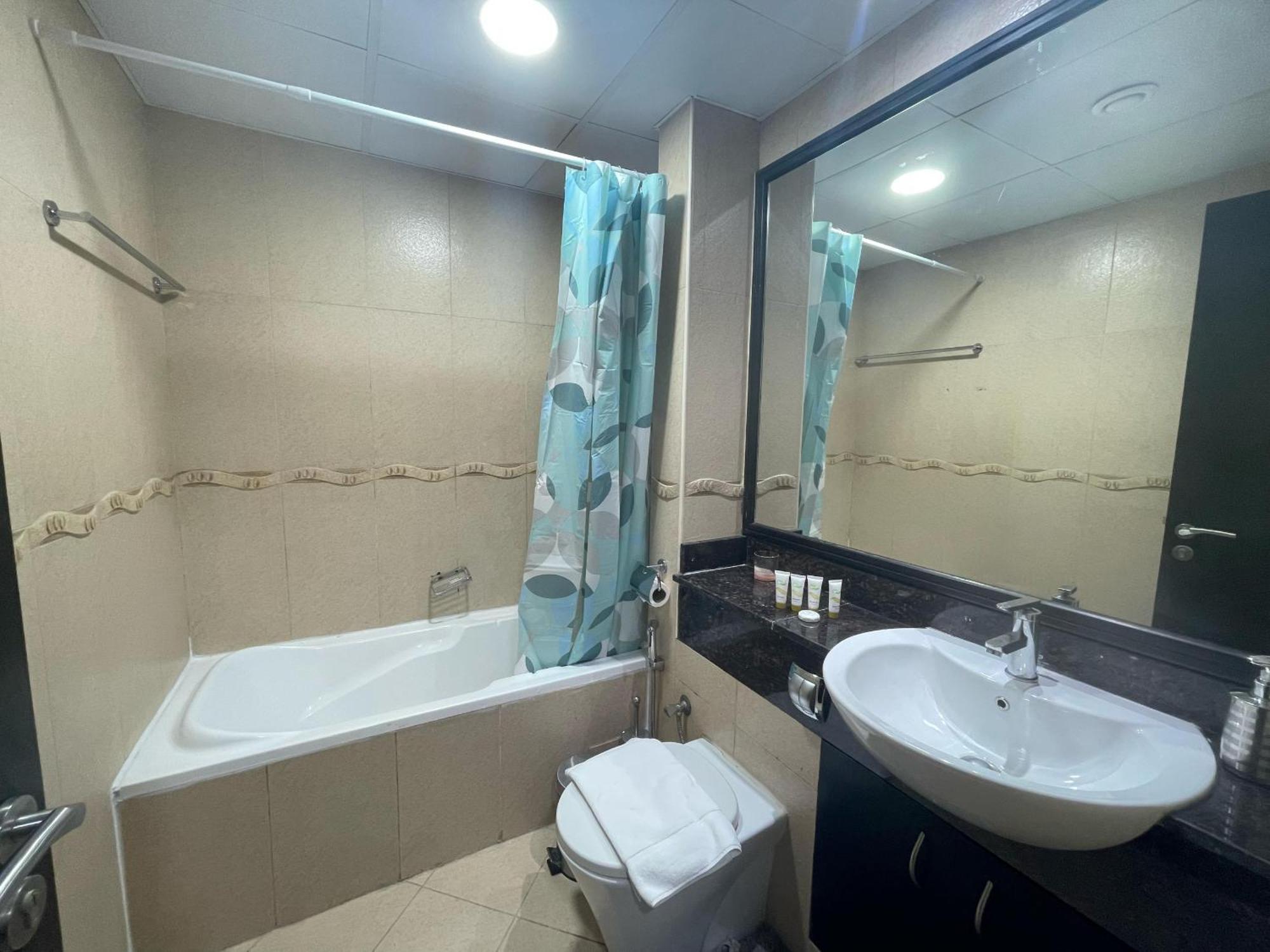 Goldcrest Views 2 - 2br In Jlt - Allsopp & Allsopp Apartment